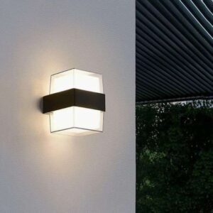 Angular Wall Light Warm LED Outdoor Wall Mounted Lamp