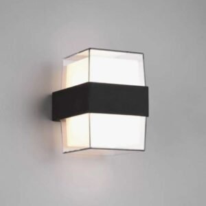 Angular Wall Light Warm LED Outdoor Wall Mounted Lamp