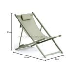 A foldable beach sun lounger with labeled dimensions of 101 cm in length, 62 cm in width, and 81 cm in height.