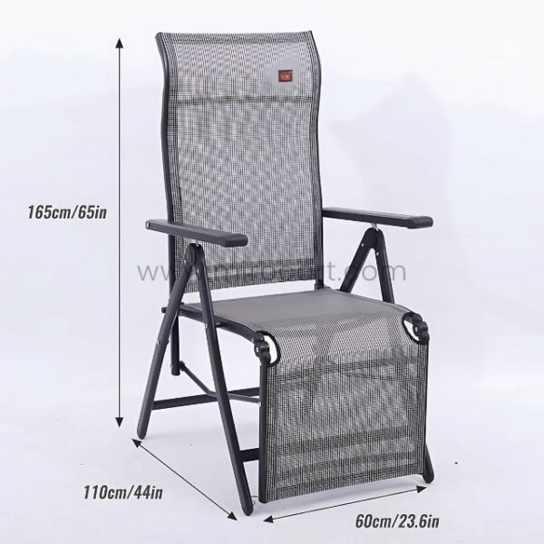 A diagram showing the dimensions of the zero-gravity lounge chair: height (165cm/65in), width (110cm/44in), and depth (60cm/23.6in).