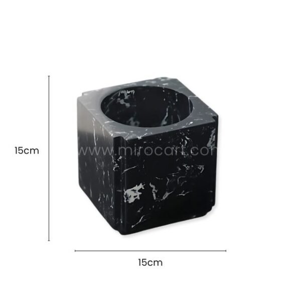 Black marble vase shown next to a size chart, clearly displaying its 15x15x15 cm dimensions.